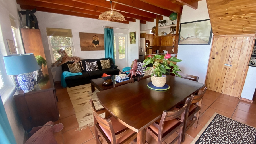 To Let 4 Bedroom Property for Rent in Glencairn Western Cape